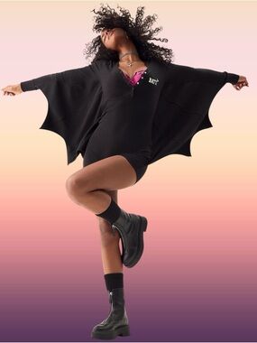 NEW VIRAL SOLD OUT ONLINE Victoria’s Secret PINK Batty Halloween Romper